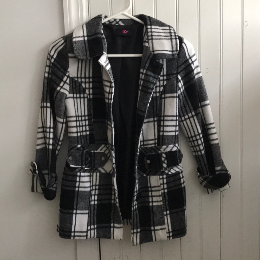 Multi stripe kids coat size 8